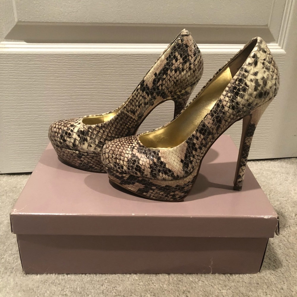 Snakeskin Pumps